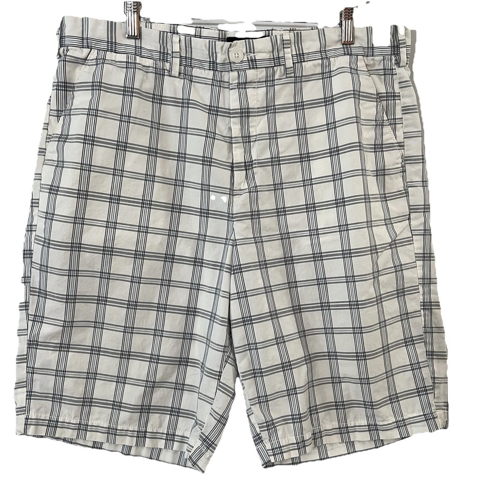 Apt. 9---Men's 100% Cotton Checkered Shorts --38
